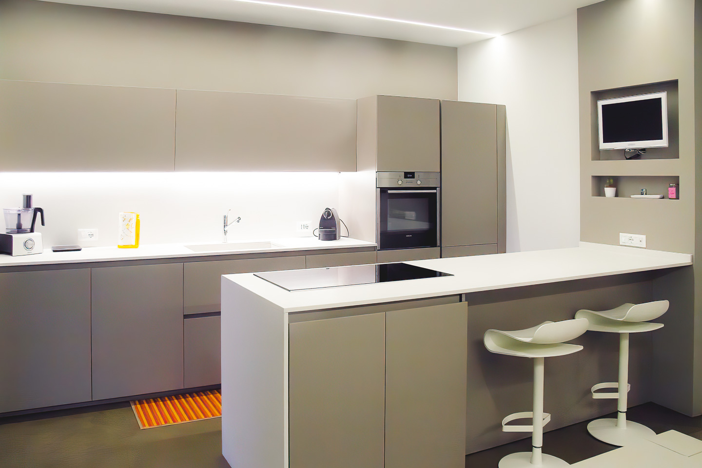 SELEZIONE-ARREDAMENTI-CASA-MINIMALE-NELLA-PROVINCIA-DI-VERONA-01