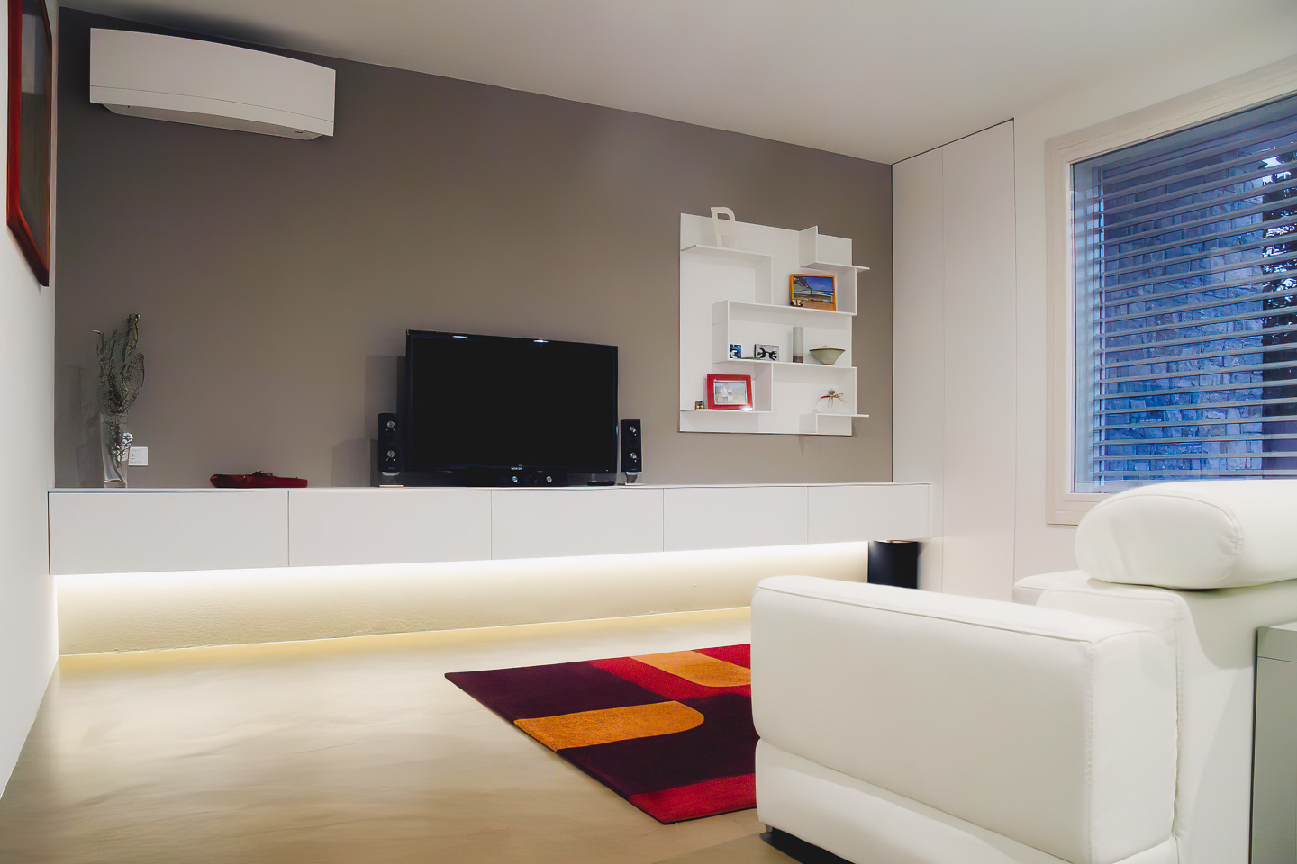 SELEZIONE-ARREDAMENTI-CASA-MINIMALE-NELLA-PROVINCIA-DI-VERONA-07