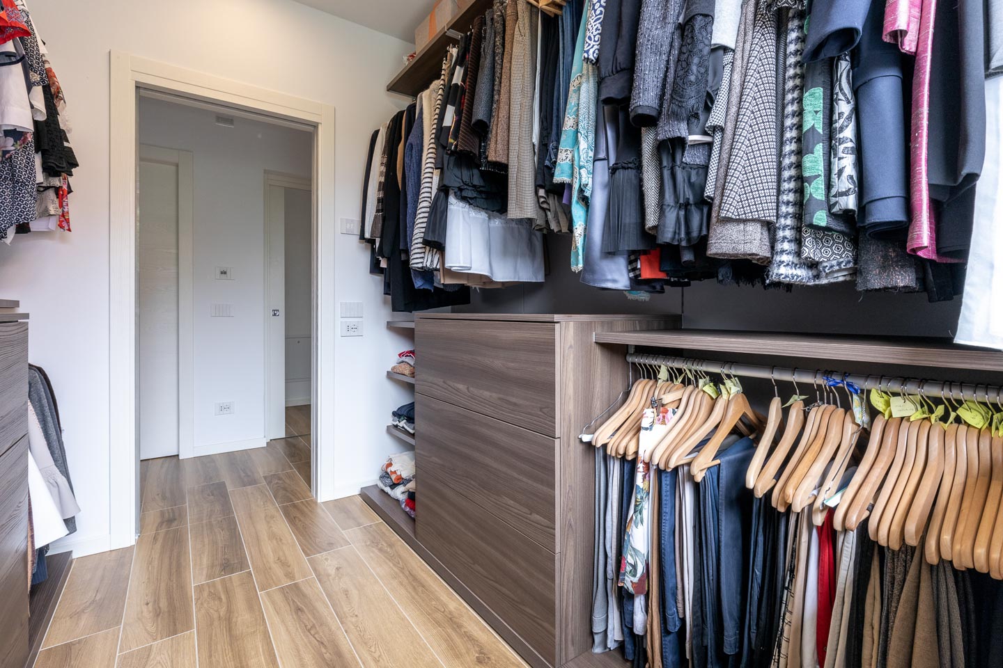 SELEZIONE-ARREDAMENTI-20220303-0014-131742