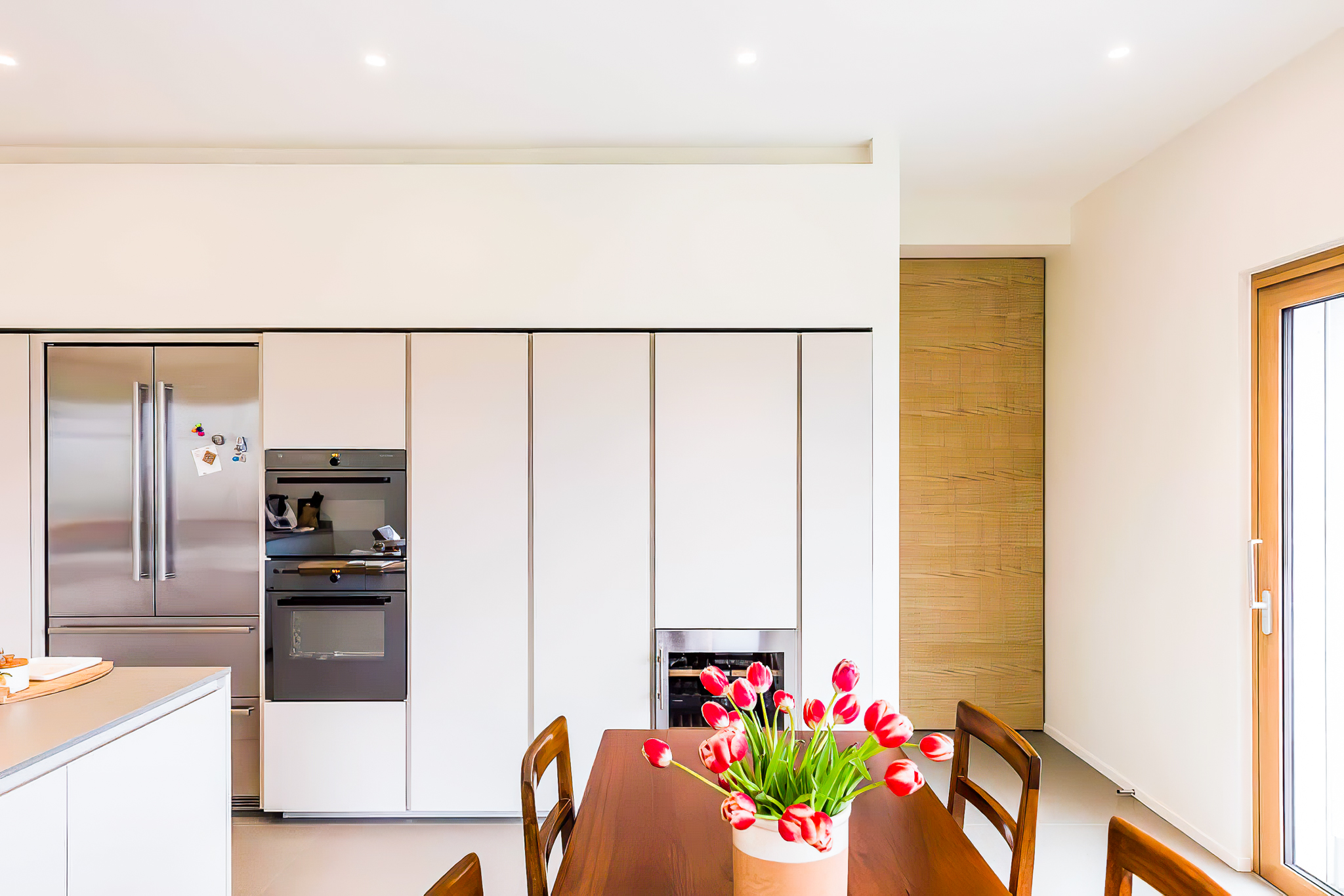 SELEZIONE-ARREDAMENTI-LA-CUCINA-SI-APRE-SULLA-VALLATA-03