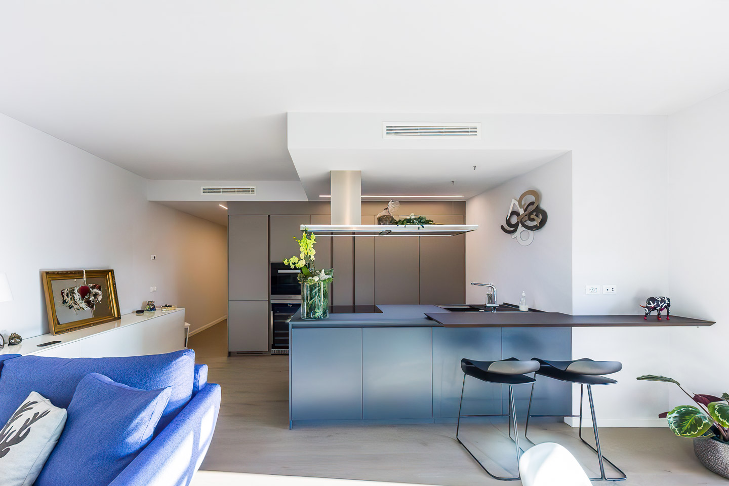 SELEZIONE-ARREDAMENTI-LE-PARETI-DIVENTANO-ARMADI-01