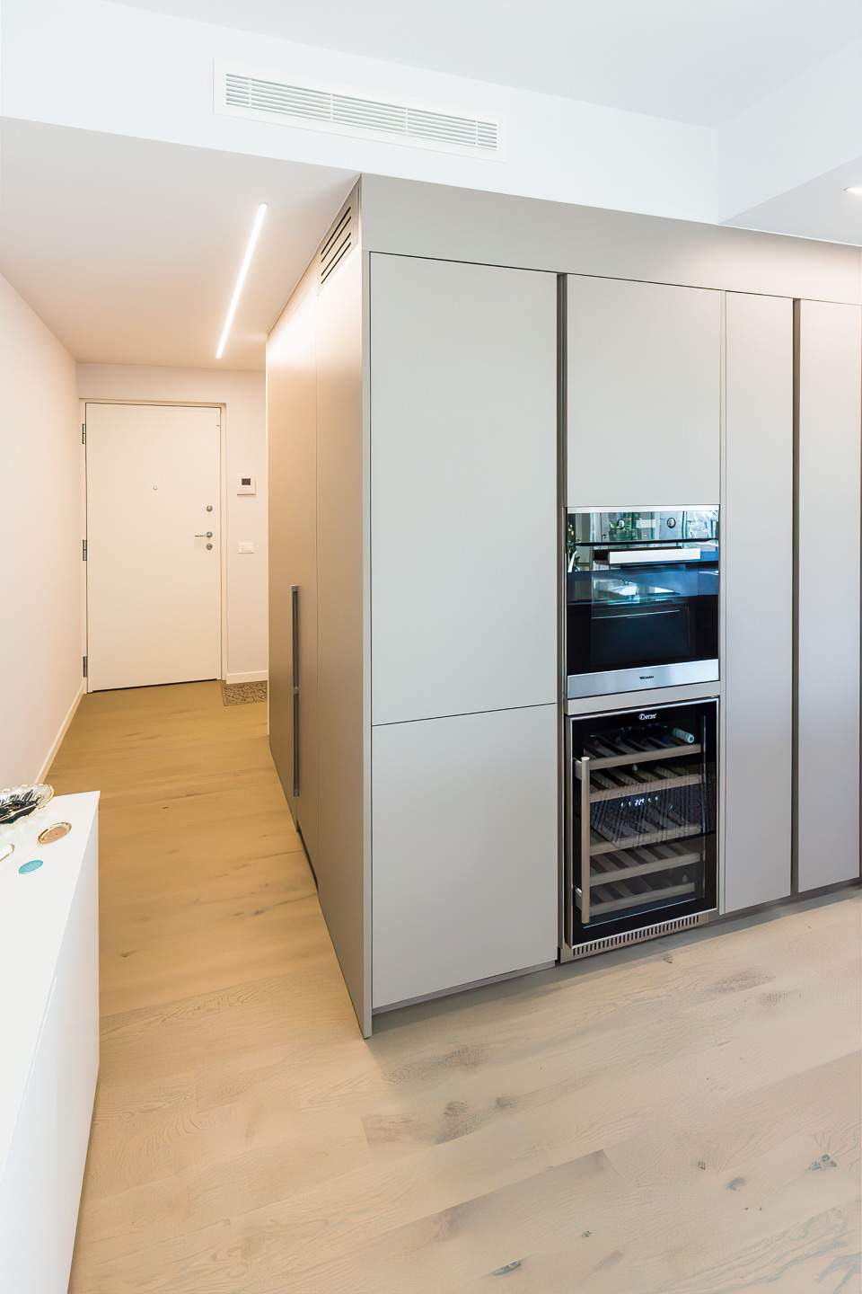 SELEZIONE-ARREDAMENTI-LE-PARETI-DIVENTANO-ARMADI-09