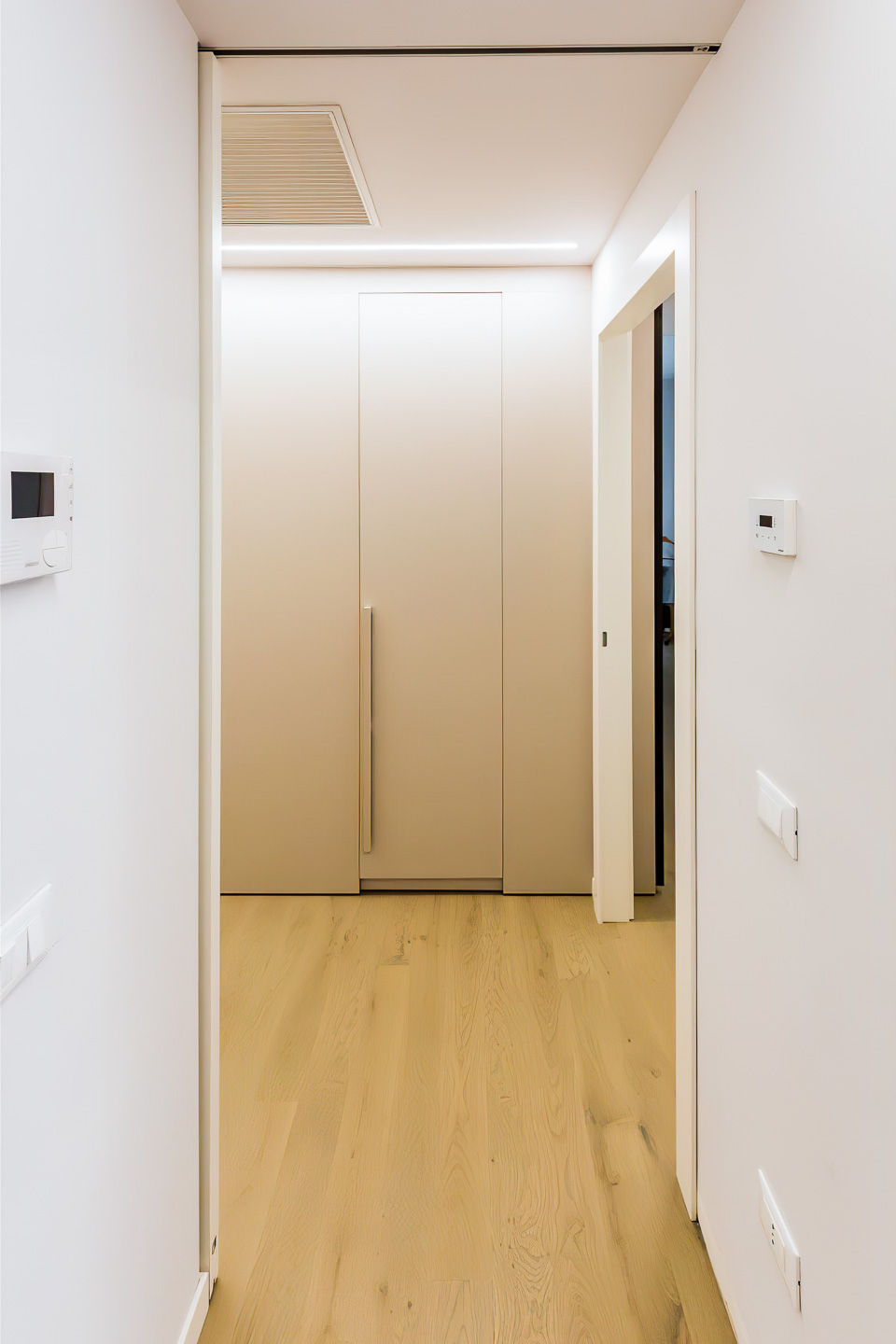 SELEZIONE-ARREDAMENTI-LE-PARETI-DIVENTANO-ARMADI-10