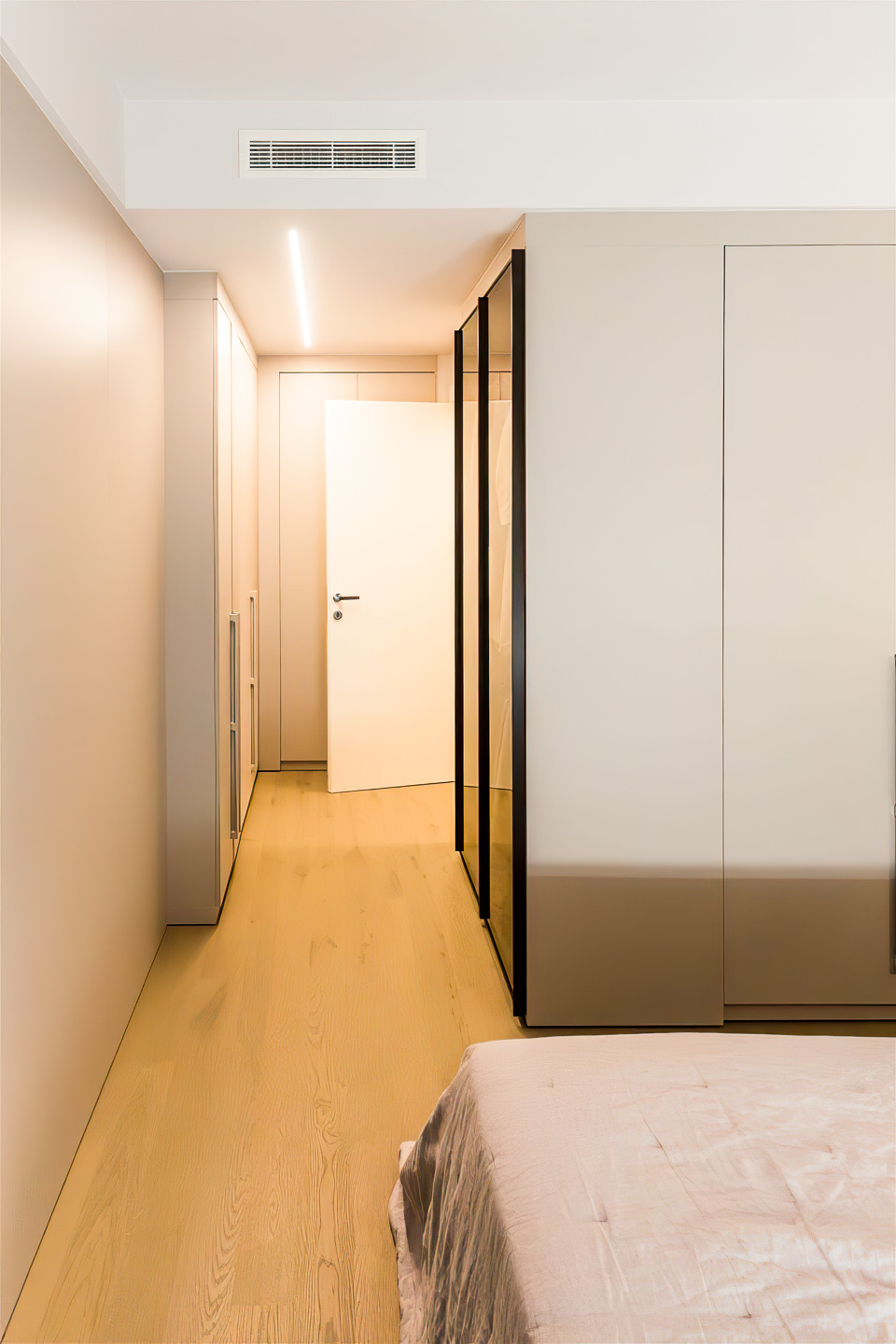 SELEZIONE-ARREDAMENTI-LE-PARETI-DIVENTANO-ARMADI-13