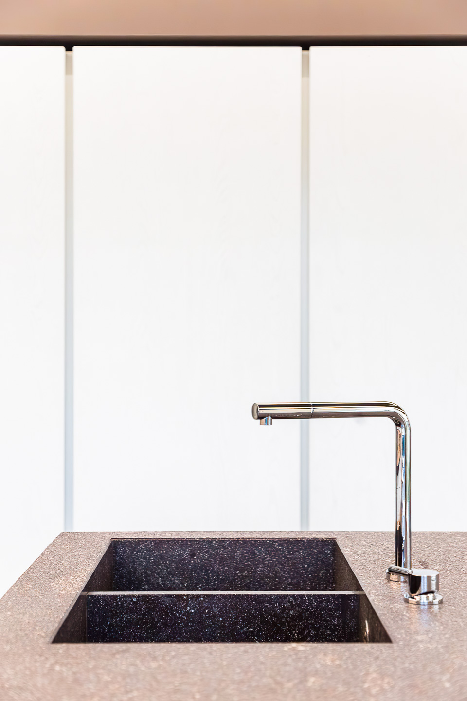 SELEZIONE-ARREDAMENTI-LEGNO-LACCATO-PER-UNA-CUCINA-CONTEMPORANEA-17