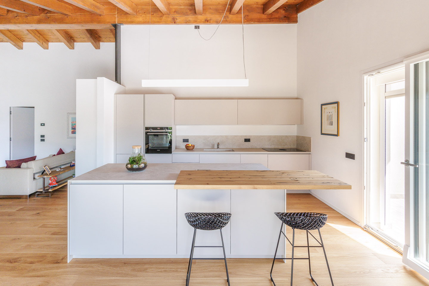 SELEZIONE-ARREDAMENTI-OPEN-SPACE-CONTEMPORANEO-01