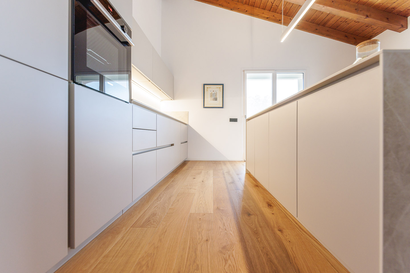 SELEZIONE-ARREDAMENTI-OPEN-SPACE-CONTEMPORANEO-08