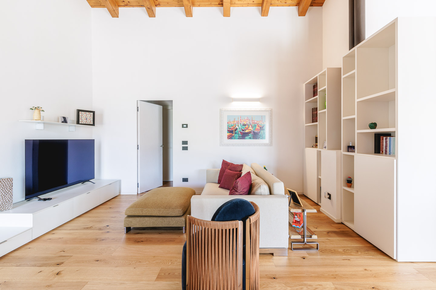 SELEZIONE-ARREDAMENTI-OPEN-SPACE-CONTEMPORANEO-09