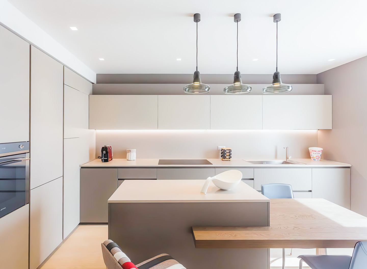 SELEZIONE-ARREDAMENTI-SULLE-COLLINE-DI-VALEGGIO-02