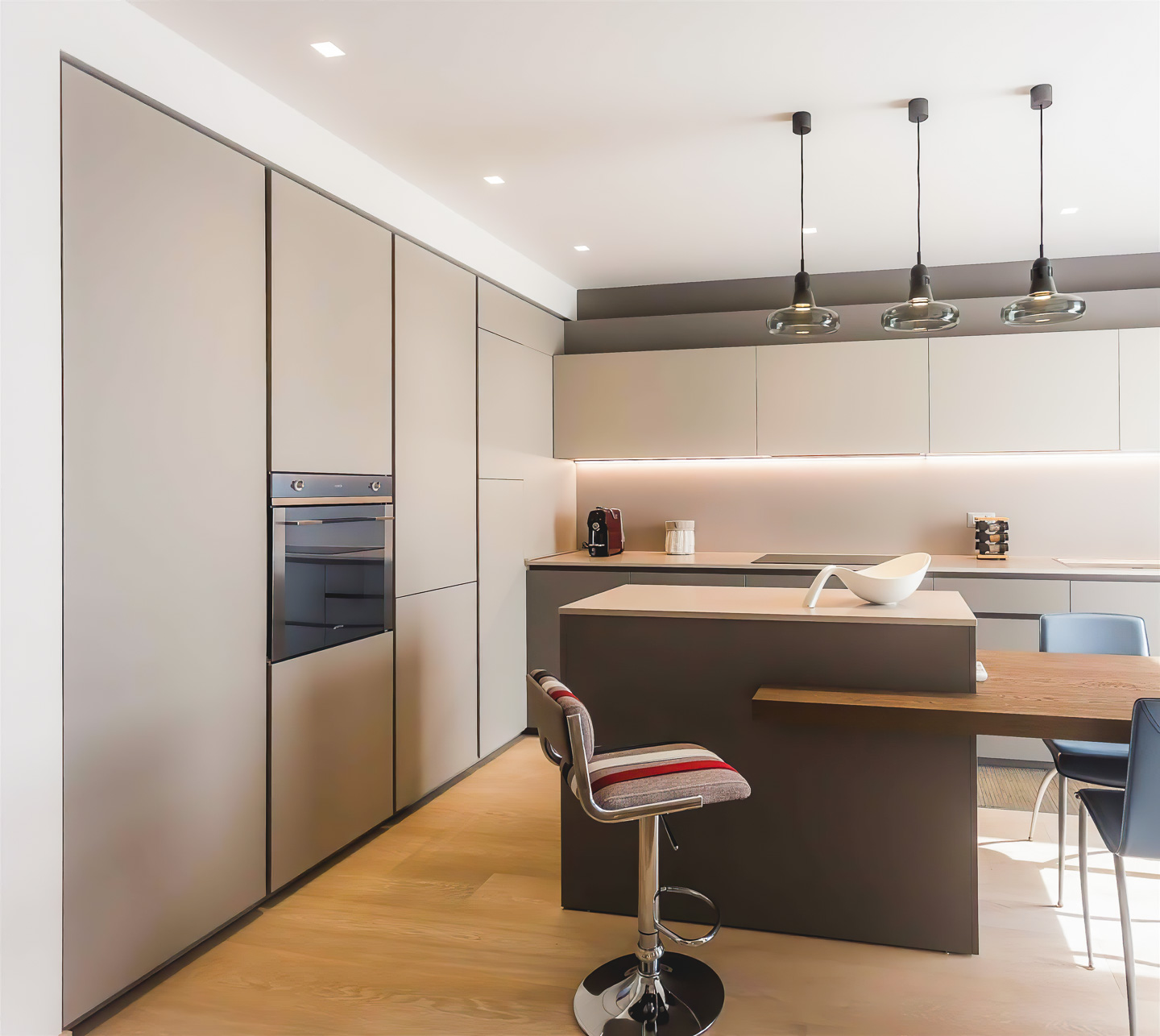 SELEZIONE-ARREDAMENTI-SULLE-COLLINE-DI-VALEGGIO-06