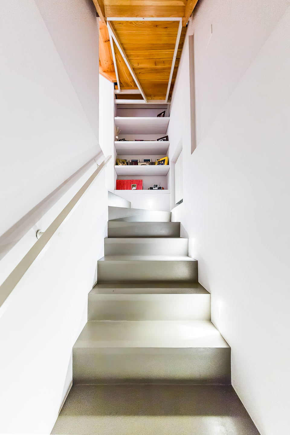 SELEZIONE-ARREDAMENTI-UNA-RISTRUTTURAZIONE-SU-PIU-PIANI-07