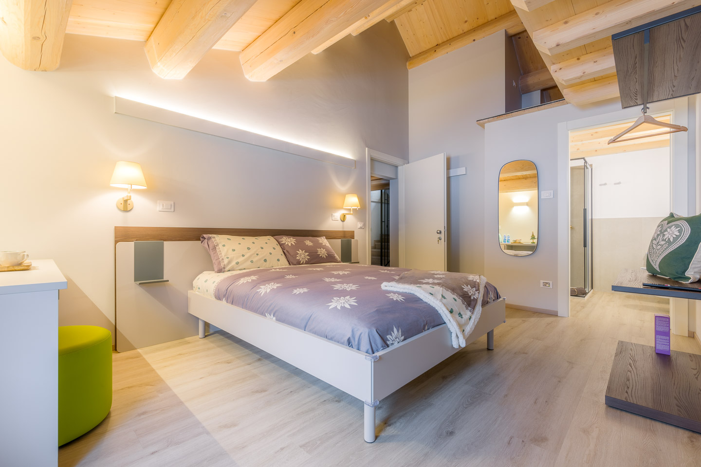 SELEZIONE-ARREDAMENTI-AGRIBIRRIFICIO-LAORNO-12