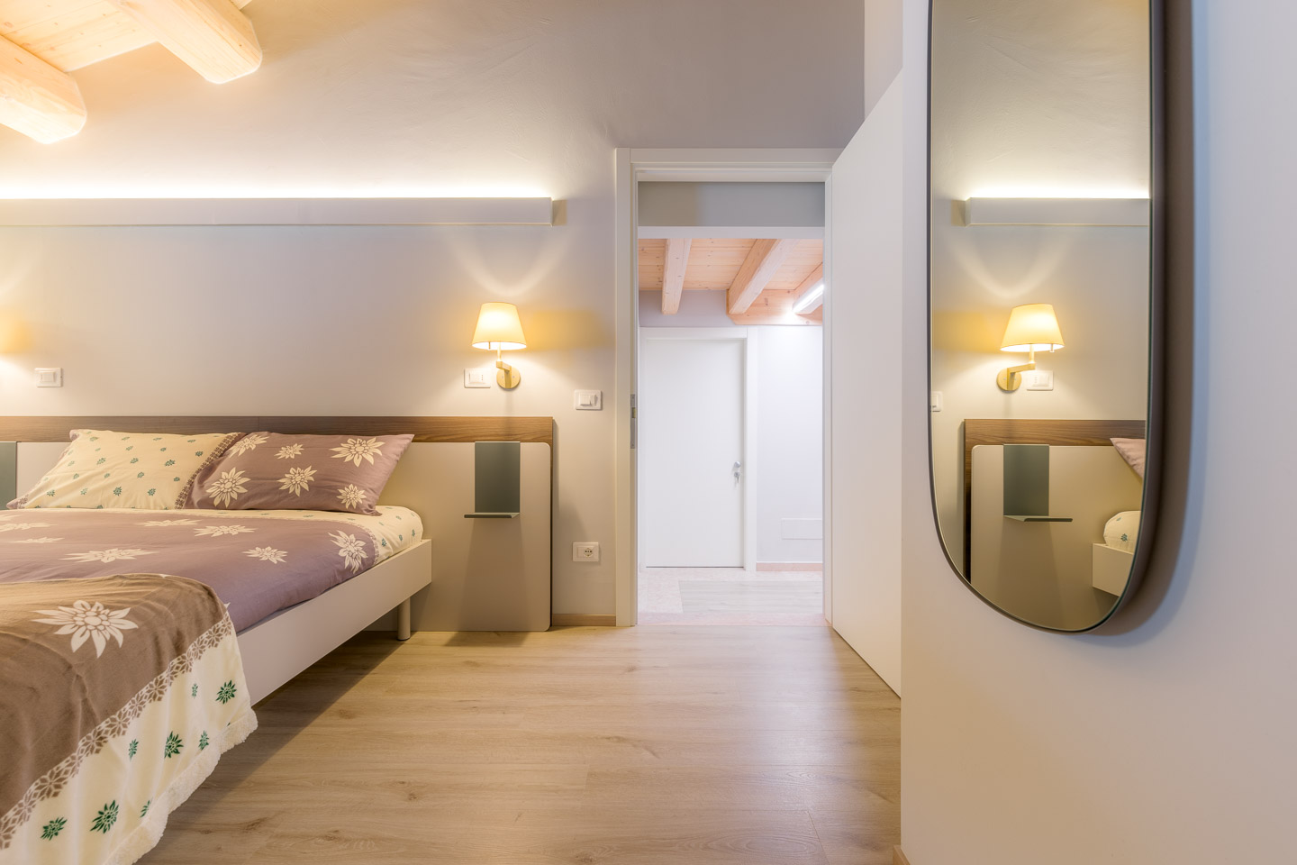 SELEZIONE-ARREDAMENTI-AGRIBIRRIFICIO-LAORNO-13