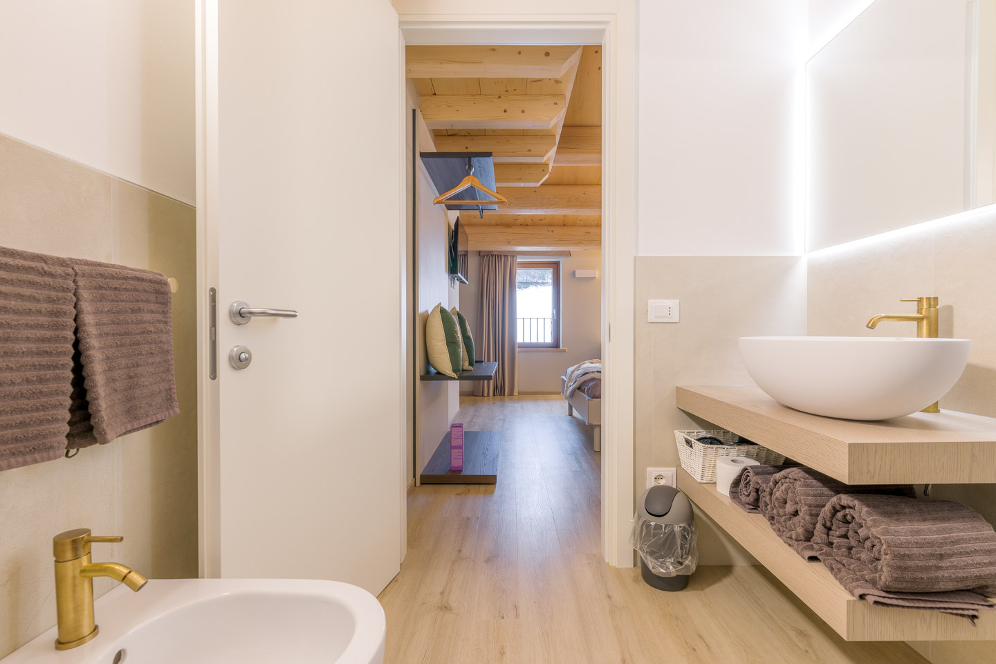 SELEZIONE-ARREDAMENTI-AGRIBIRRIFICIO-LAORNO-18