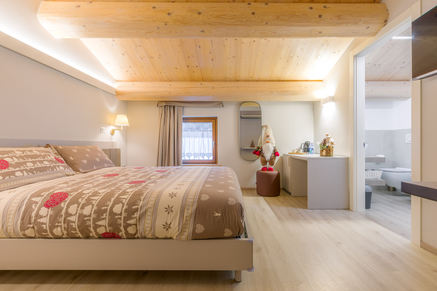 SELEZIONE-ARREDAMENTI-AGRIBIRRIFICIO-LAORNO-32