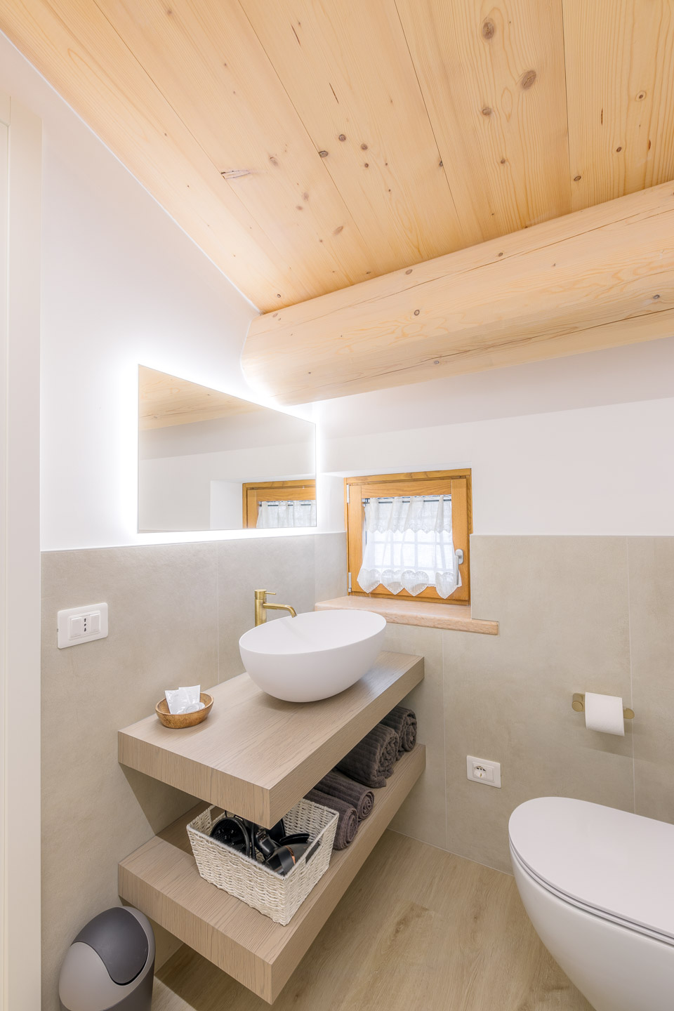 SELEZIONE-ARREDAMENTI-AGRIBIRRIFICIO-LAORNO-40