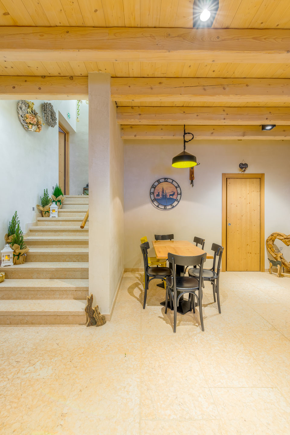 SELEZIONE-ARREDAMENTI-AGRIBIRRIFICIO-LAORNO-60