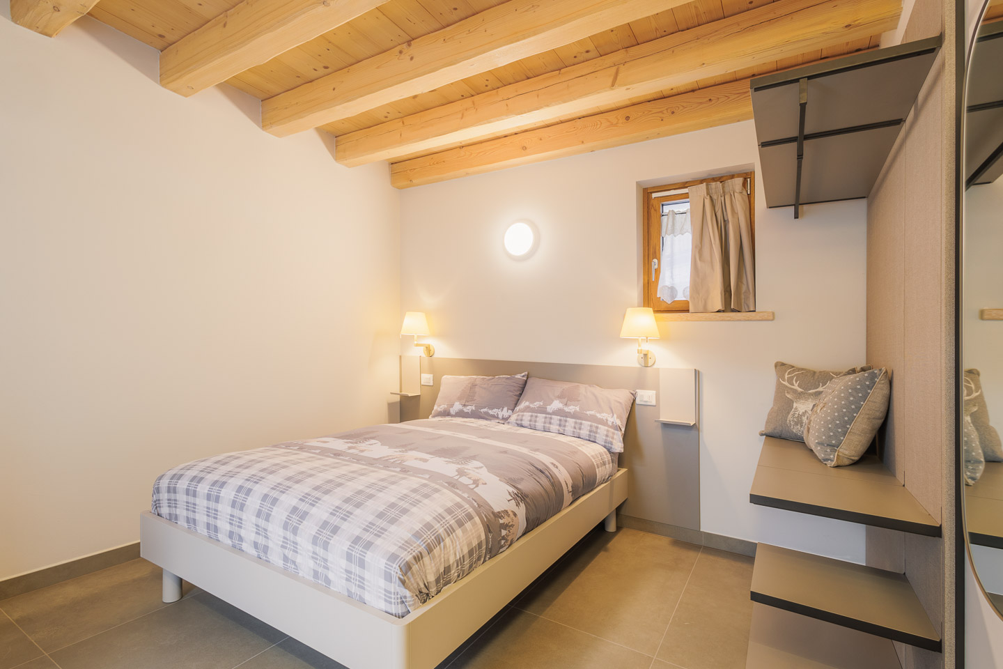 SELEZIONE-ARREDAMENTI-AGRIBIRRIFICIO-LAORNO-66