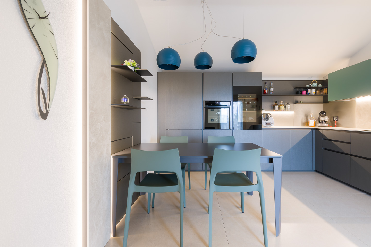 SELEZIONE-ARREDAMENTI-CUCINA-LUMINOSA-20221112-100303-8917-HDR