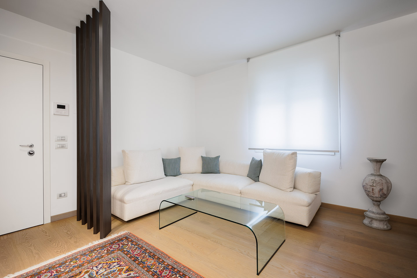 SELEZIONE-ARREDAMENTI-251020-113822-0827-HDR